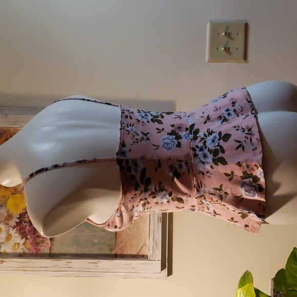 American Eagle Outfitters Tank - Picture 5 of 7